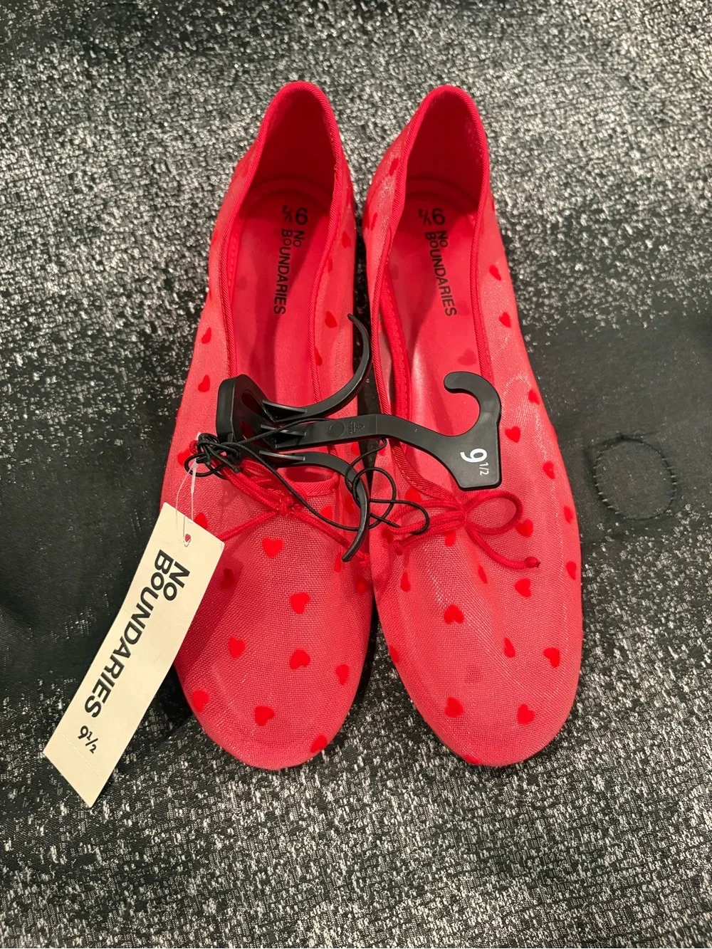 No Boundaries Red Heart Mesh Flats